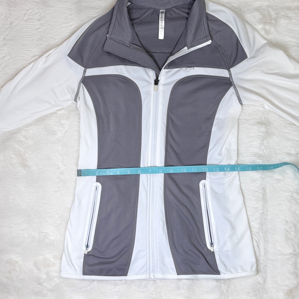 Fabletics Jojo Performance Jacket S - image 7